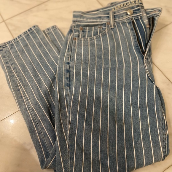 American Eagle Striped Mom Jean - Picture 6 of 6